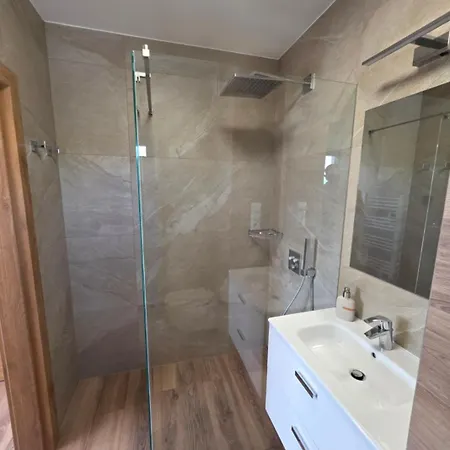 Apartament Widokowa Dąbrowa Dabrowa